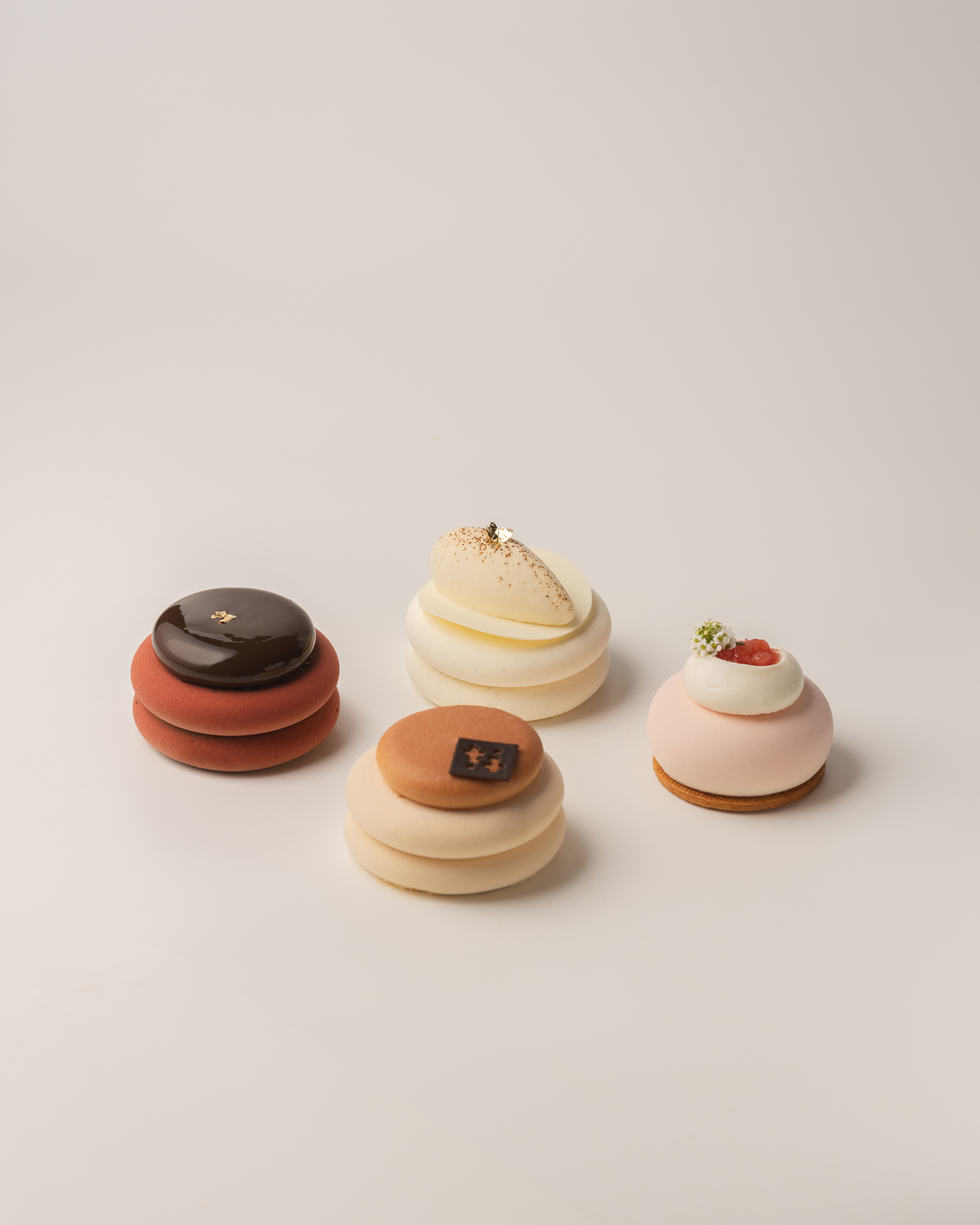 Petit Gateaux